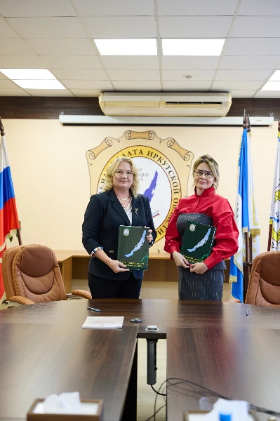 Соглашение о сотрудничестве заключено между Уполномоченным по правам человека в Иркутской области и Нотариальной палатой Иркутской области